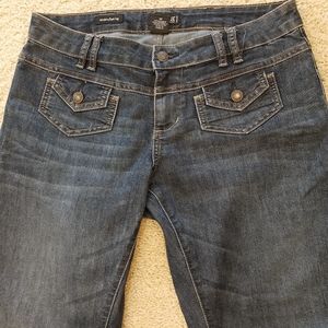 A.N.A. Modern flare legs Jean